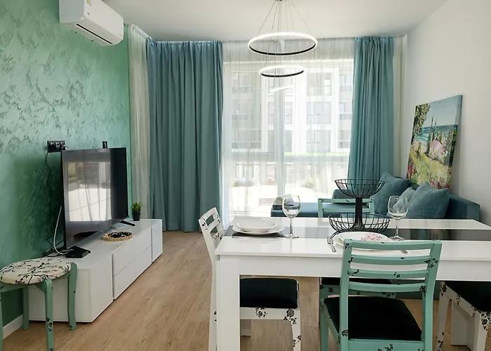 Chic 1br Flat & Garage I Garden Residence, By Flat Mаnаger 瓦爾納