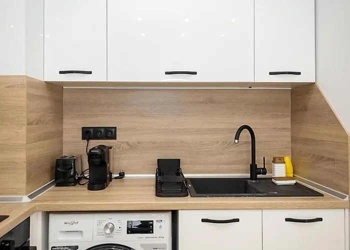 Chic 1br Flat & Garage I Garden Residence, By Flat Mаnаger 公寓 *