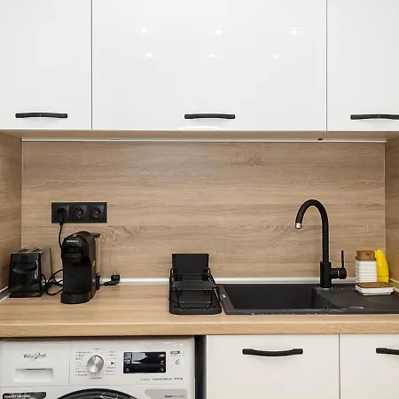 Chic 1br Flat & Garage I Garden Residence, By Flat Mаnаger Apartamento *