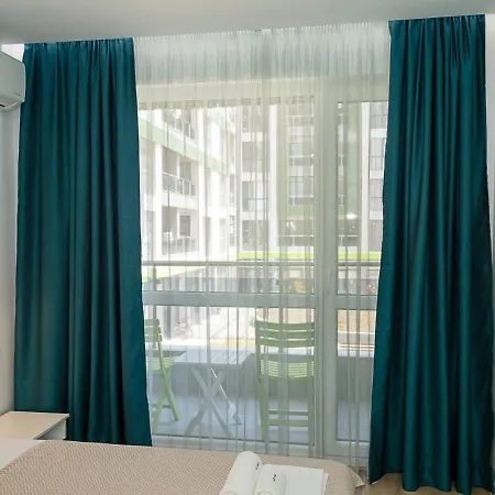 Chic 1br Flat & Garage I Garden Residence, By Flat Mаnаger Apartamento